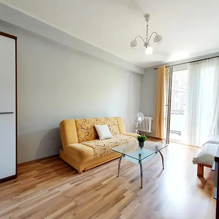 Gdanskie Studio U Adama Daire